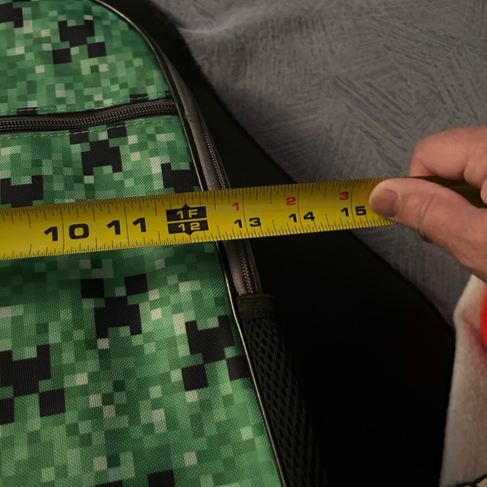MINECRAFT BACKPACK— WITH FLASHING LIGHTS!!! - Picture 5 of 8